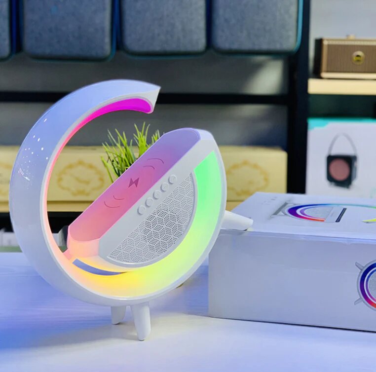 SpotlightDecor™ G-Lamp
